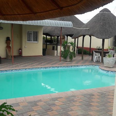 Guesthouse Villa Nina Окаханджа Экстерьер фото