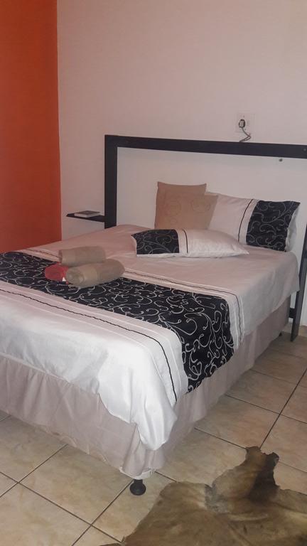 Guesthouse Villa Nina Окаханджа Экстерьер фото